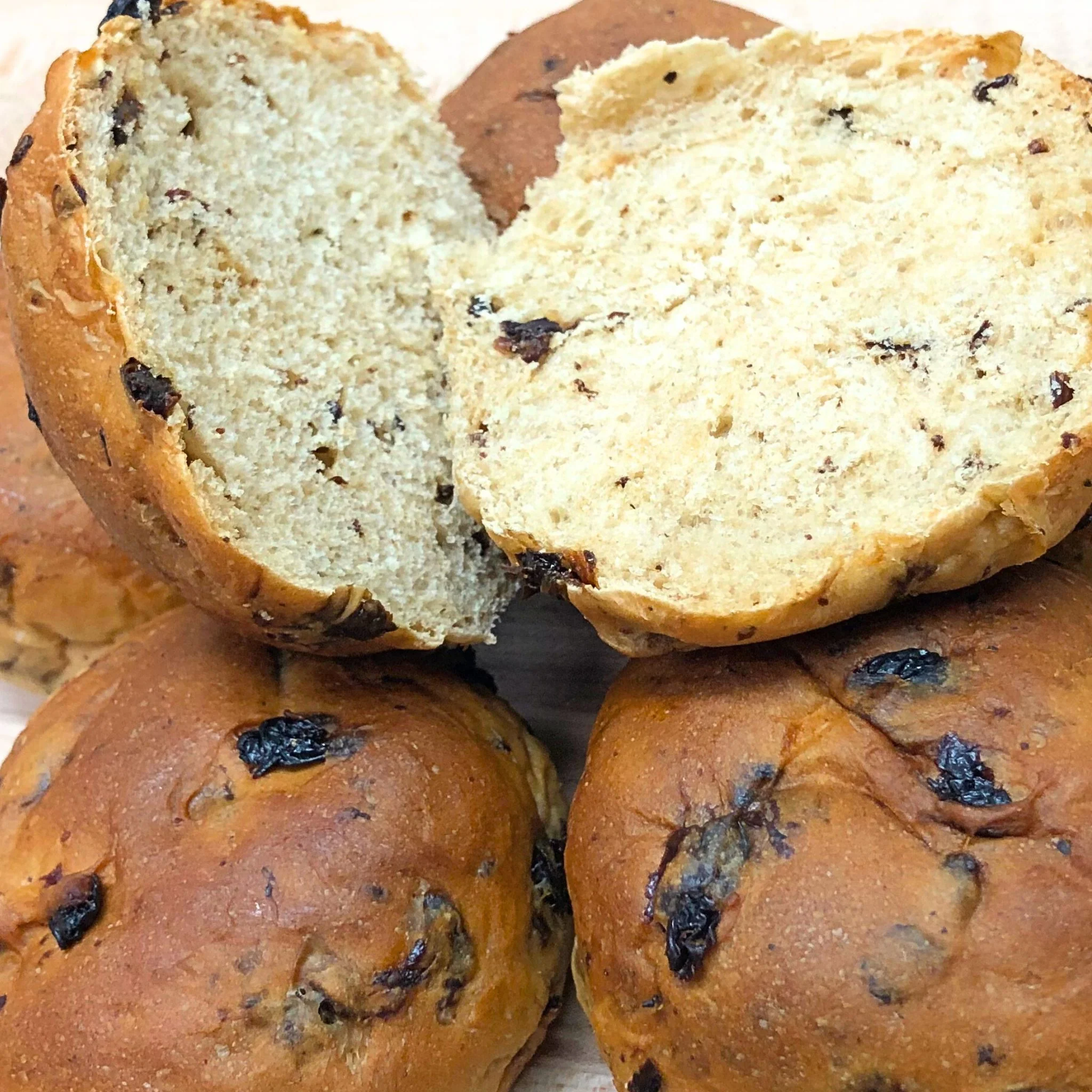 Ida's Bakery Currant Buns 6 ct - Image 3