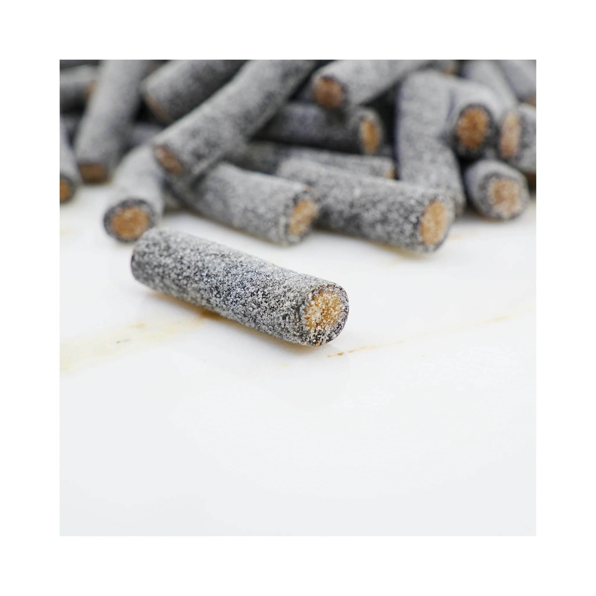 Toms Heksehyl Salty Licorice Sticks 2.2 Lb Bag - Image 4